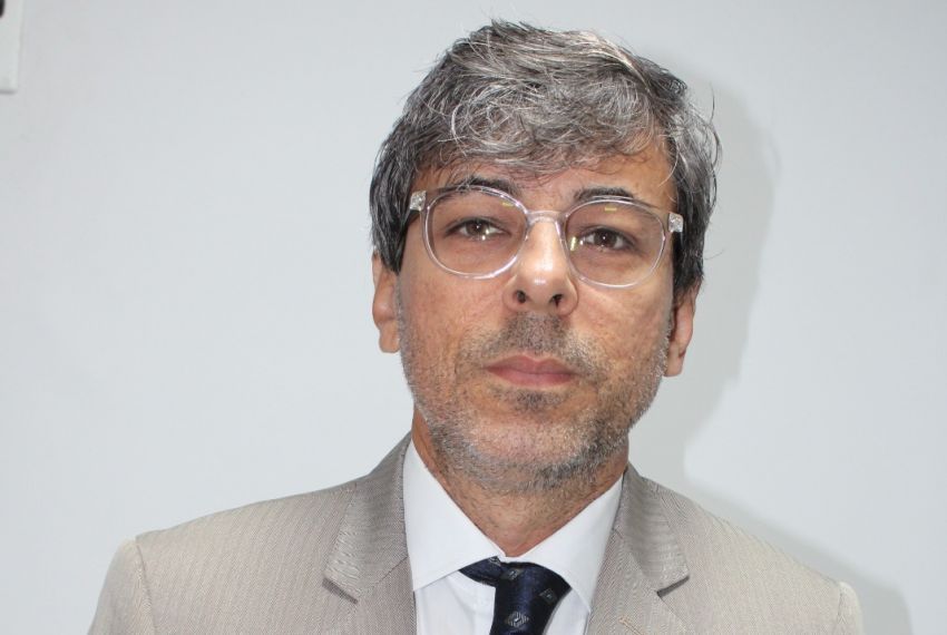 Defensoria Pública de Sergipe processa Arthur do Val por discursos de ódio e preconceitos
