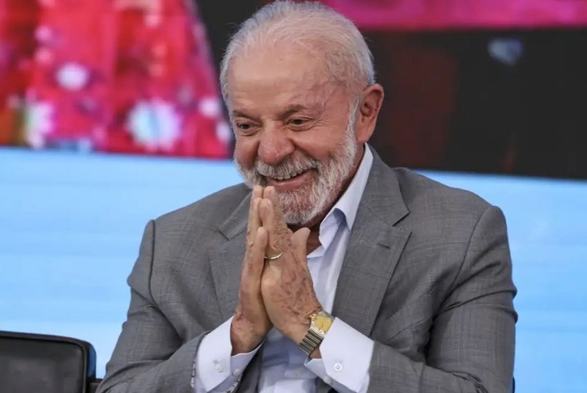Lula descarta desafiar EUA, mas diz que Brasil não é republiqueta