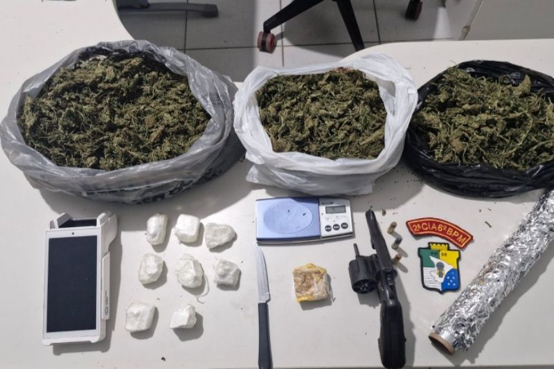 PM prende mulher por suspeita de tráfico de drogas em Boquim