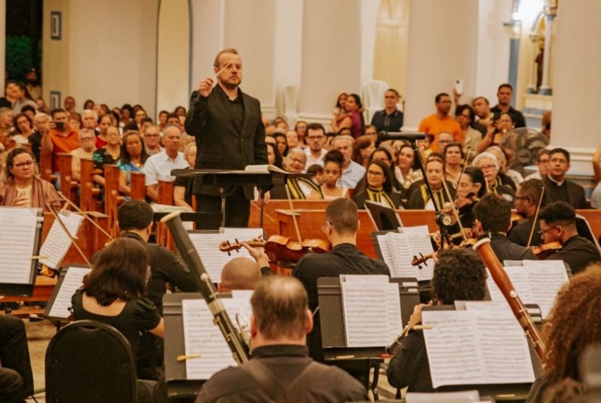 Orquestra na Estrada leva concerto da Orsse a Nossa Senhora da Glória