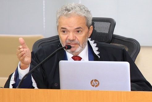 Câmara de Aracaju presta homenagem histórica a Goulart e Brizola