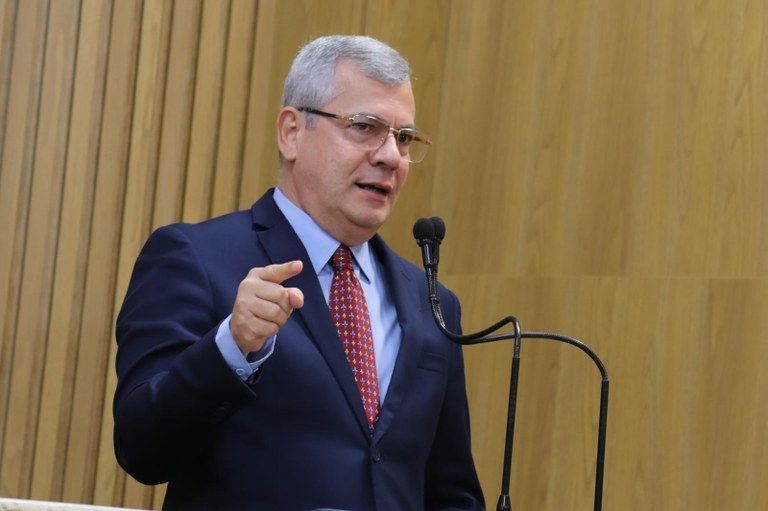Iran Barbosa é pré-candidato ao Senado pelo PSOL de Sergipe