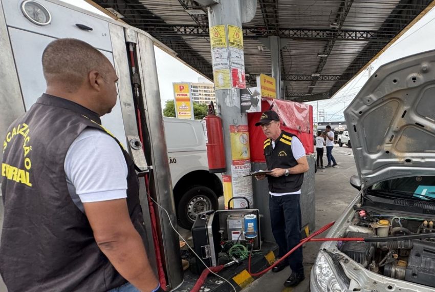 ITPS interdita bomba de GNV e apreende 100 produtos vencidos em Sergipe