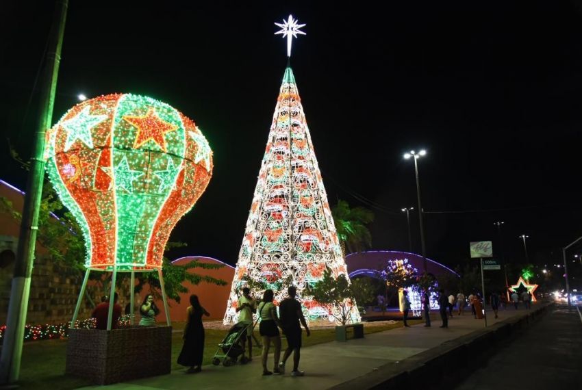 CPI do Natal Iluminado solicita novos documentos à Emsurb