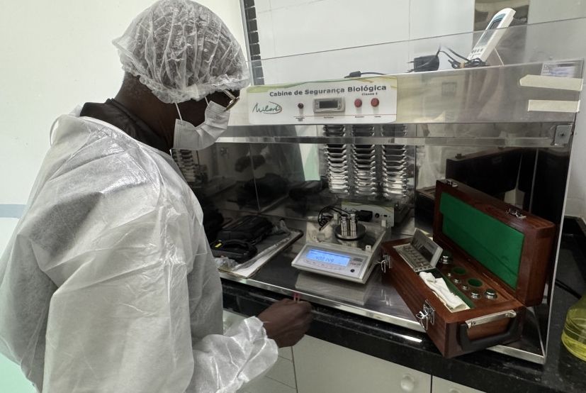 ITPS fiscaliza balanças de farmácias de manipulação