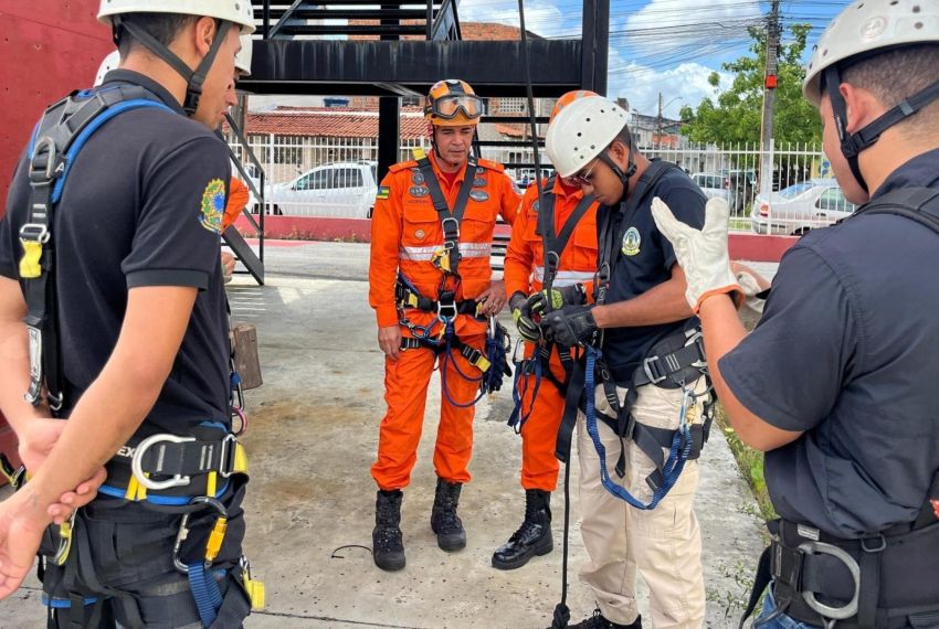 Bombeiros de Sergipe treinam agentes de segurança