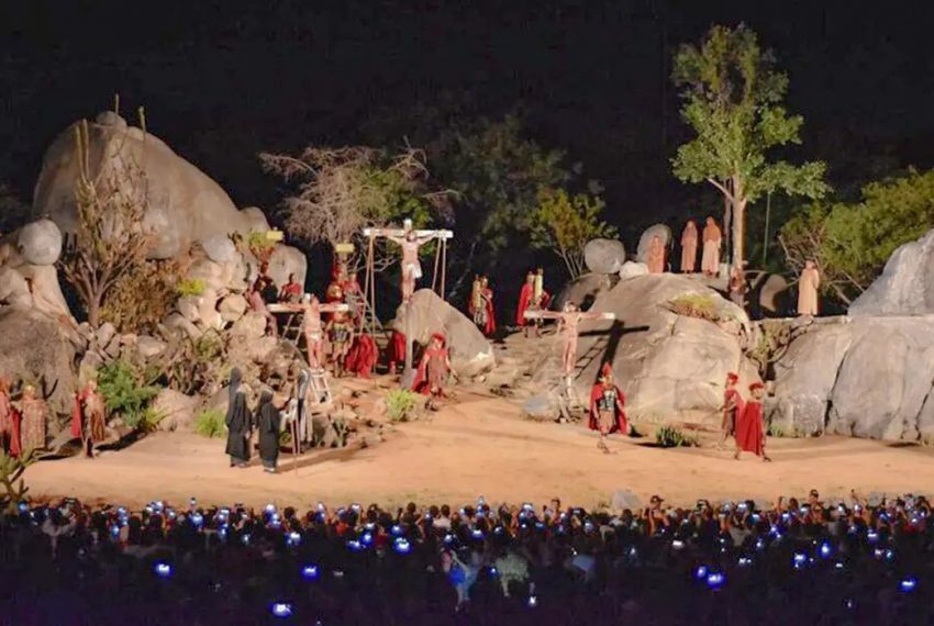 Paixão de Cristo de Nova Jerusalém tem encenações até domingo