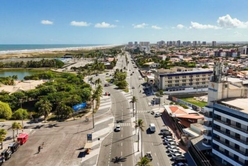 Prefeita Emília Corrêa anuncia obras na Orla de Atalaia