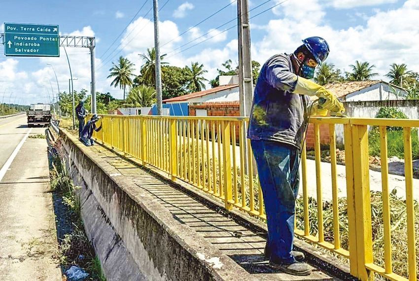 DER/SE inicia recuperação de guarda-corpos da Ponte Gilberto Amado