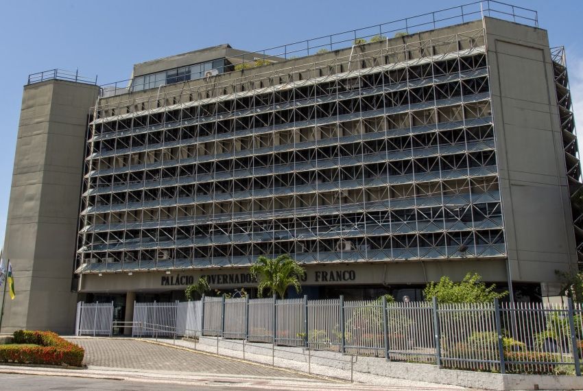 Governo de Sergipe decreta ponto facultativo na próxima segunda, 29, a partir das 12h