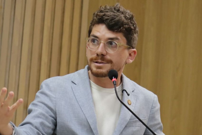 Em audiência pública, Breno Garibalde defende regras para crescimento urbano