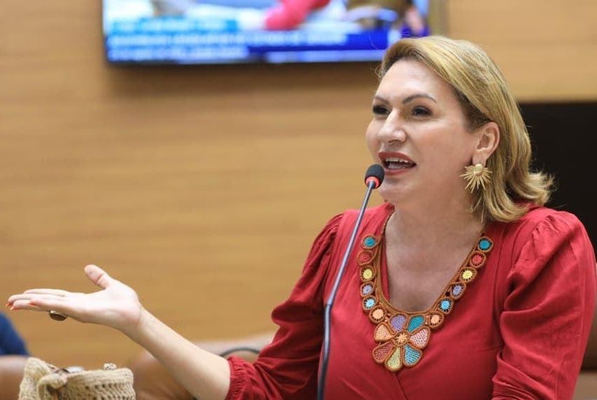 Linda denuncia falta de medicamentos no Huse