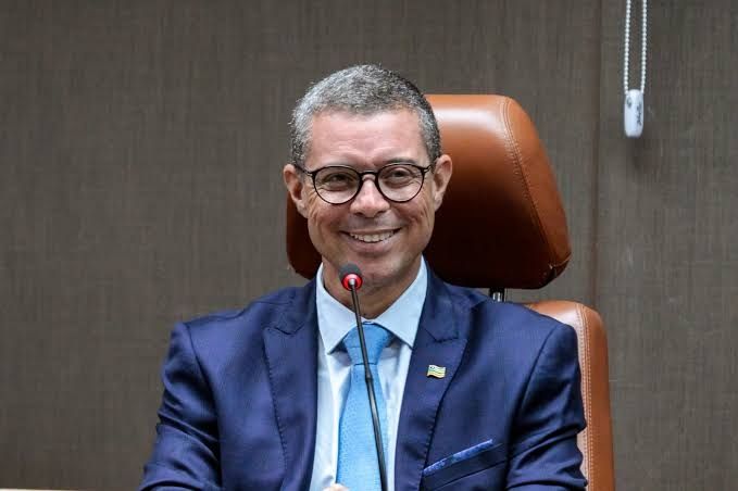 ‘Não muda nada’, diz Fábio sobre caso de Valmir