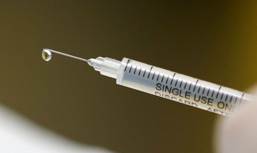 Reino Unido pode disponibilizar vacina contra covid-19 antes do Natal