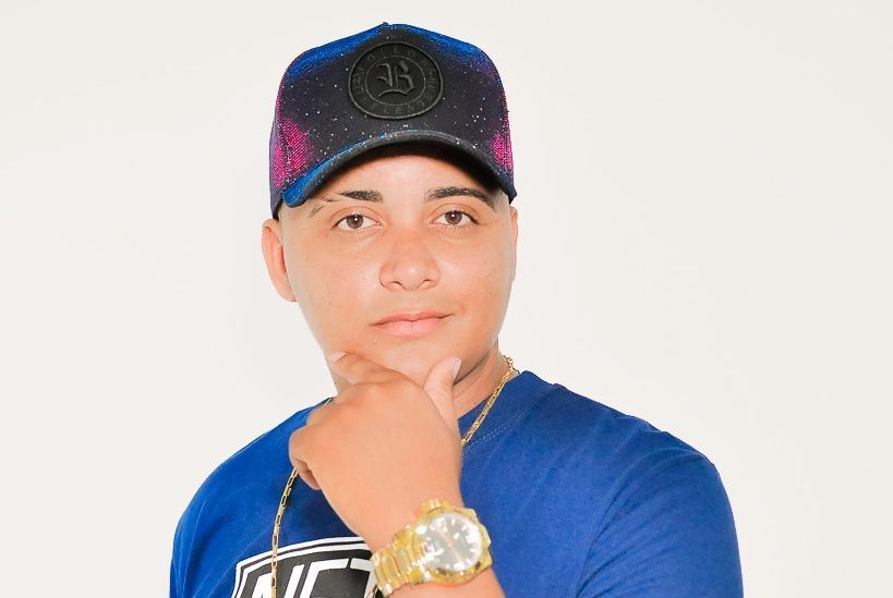 Gabriel “O Príncipe” comemora marca de mais de 4 milhões de vídeos com música viral