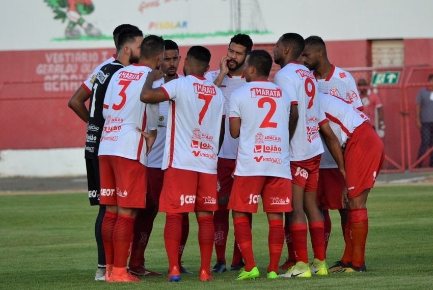 Rubros têm jogo difícil no O Amigão