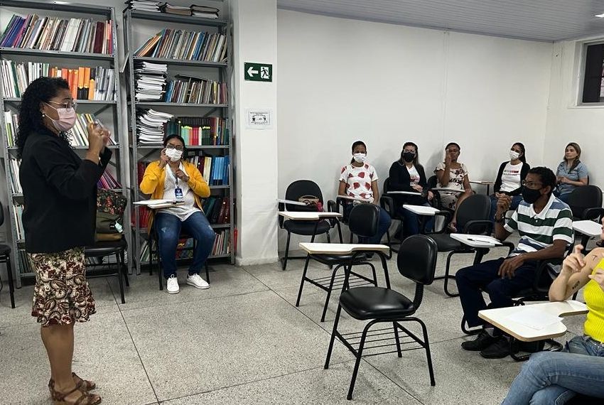 Recepcionistas das UBS de Aracaju são capacitados em Libras