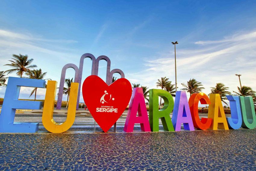 Feriado da Padroeira de Aracaju: confira o que abre e fecha
