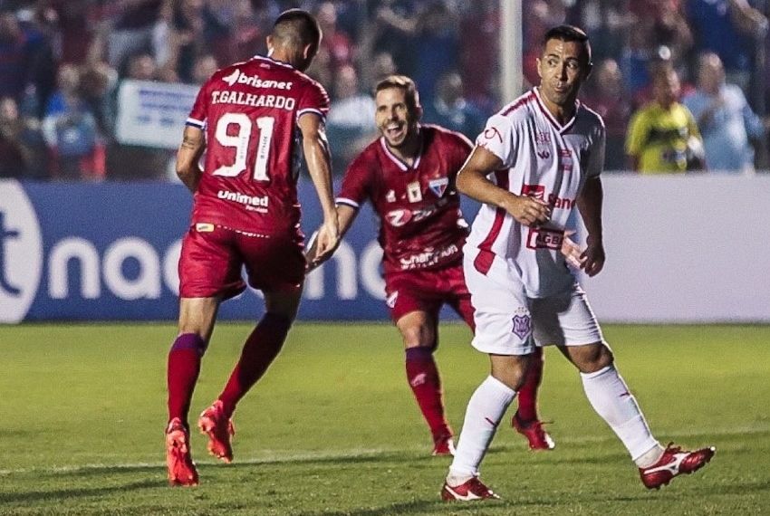 Fortaleza vence Sergipe e lidera Grupo A da Copa do Nordeste