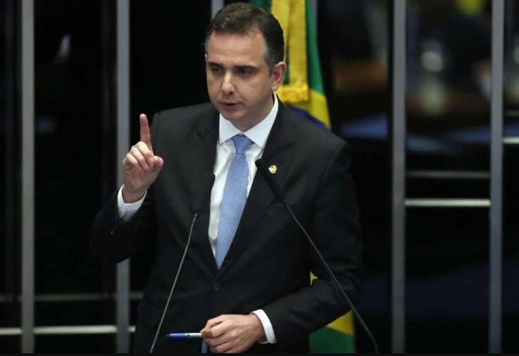 Pacheco é reeleito presidente do Senado