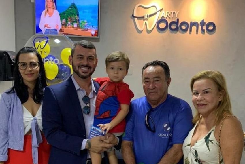 Vinicius Zallio e Jorge Zallio celebram sucesso