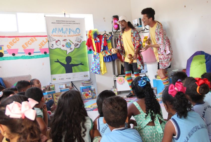 Projeto “Armarinho, Cantinho da Imaginação” realizou oficinas de artes cênicas em Pacatuba
