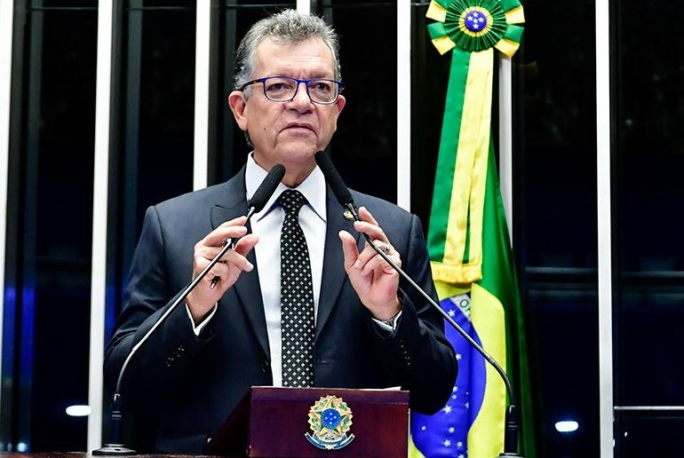 Laércio discute implantação do GNV em Umbaúba