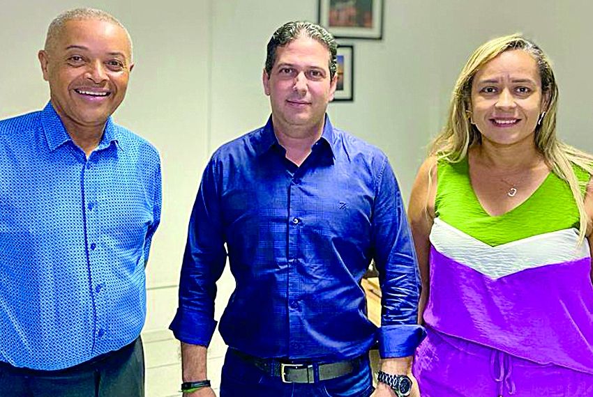 Secretário de Turismo recebe representantes do setor