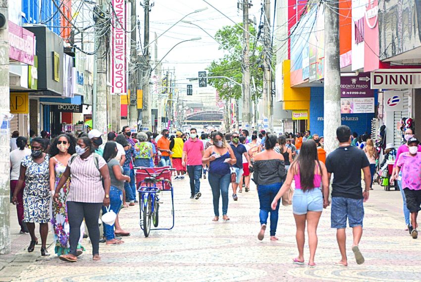 Serasa: 51,1% dos sergipanos costumam organizar as finanças no papel