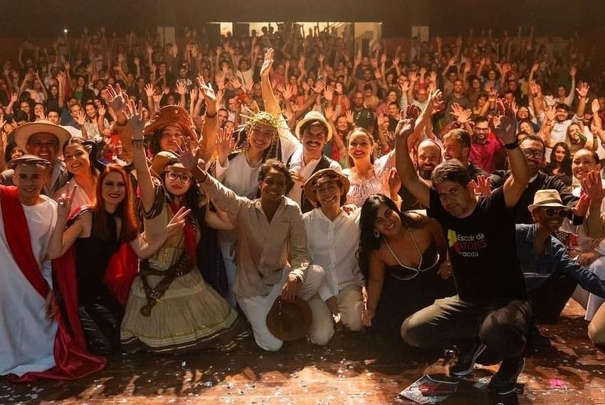 Escola de Atores Aracaju Apresenta 