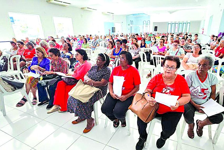 Professores da rede estadual aceitam proposta do governo