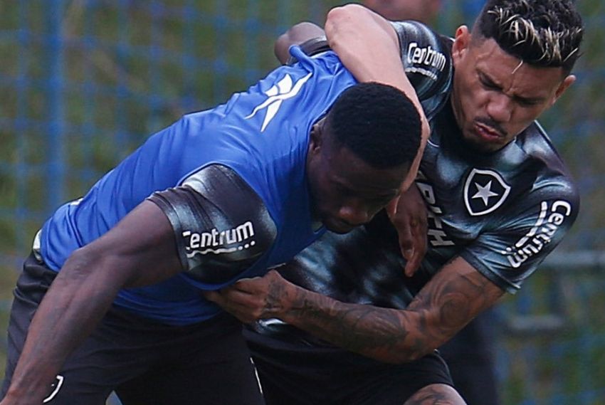 Red Bull Bragantino e Botafogo se enfrentam hoje no Estádio Nabi Abi Chedid