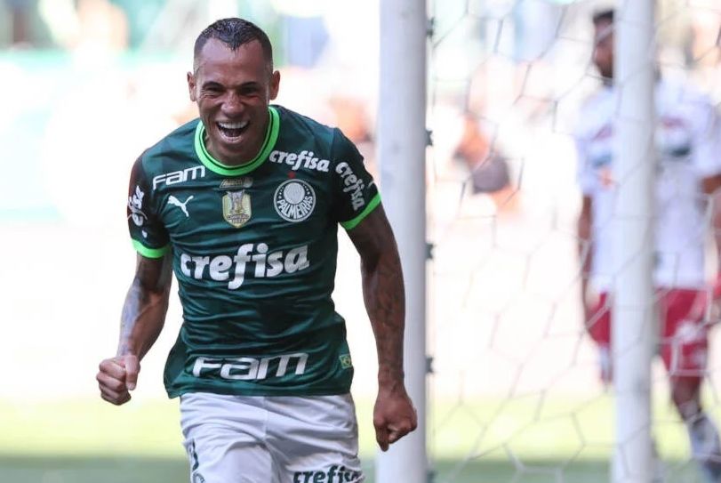 Palmeiras ganha do Fluminense com gol de Breno Lopes e encaminha título brasileiro