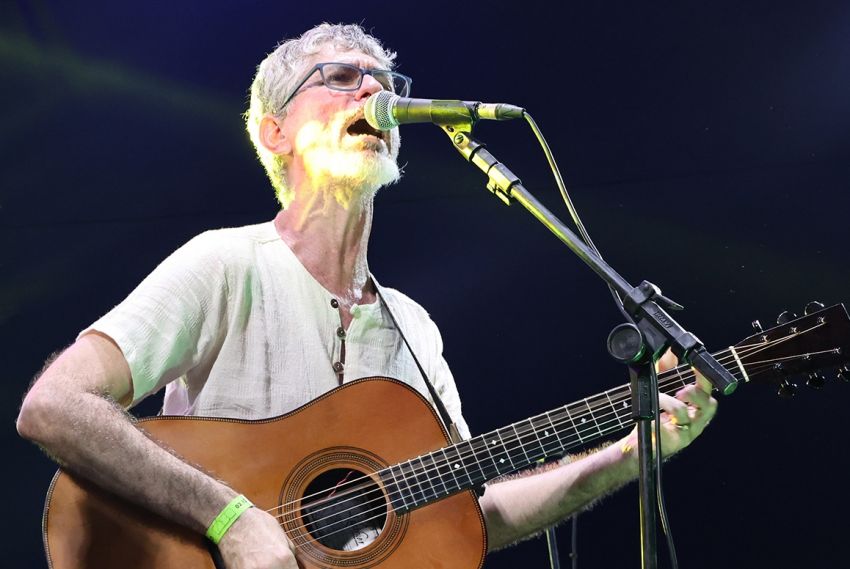 Fábio Snoozer agita o projeto Viva Música