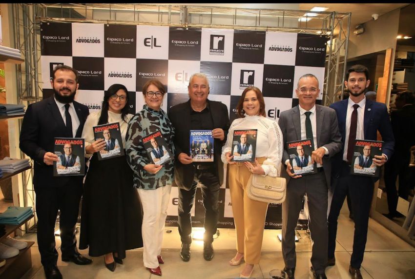 18ª EDIÇÃO DA REVISTA ADVOGADOS É LANÇADA EM EDIÇÃO ESPECIAL