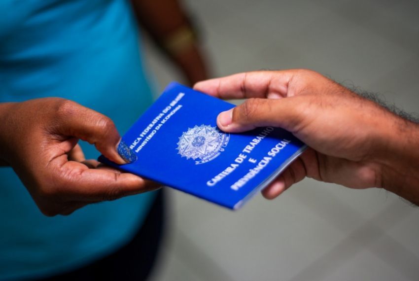 Núcleo de Apoio ao Trabalho divulga 59 vagas de emprego nesta segunda-feira, 14