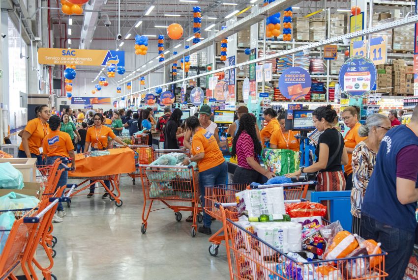 Mais de 100 vagas de emprego são divulgadas pelo NAT