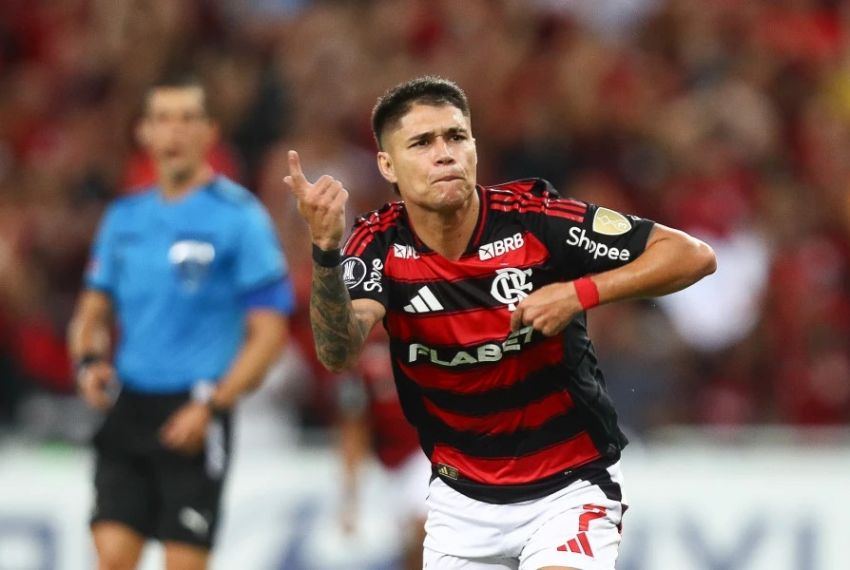 Fla derrota LDU e fica perto da vaga nas oitavas da Libertadores