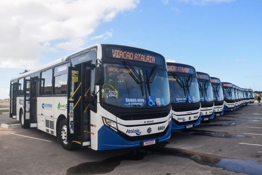 19 ônibus com ar-condicionado são entregues em Aracaju