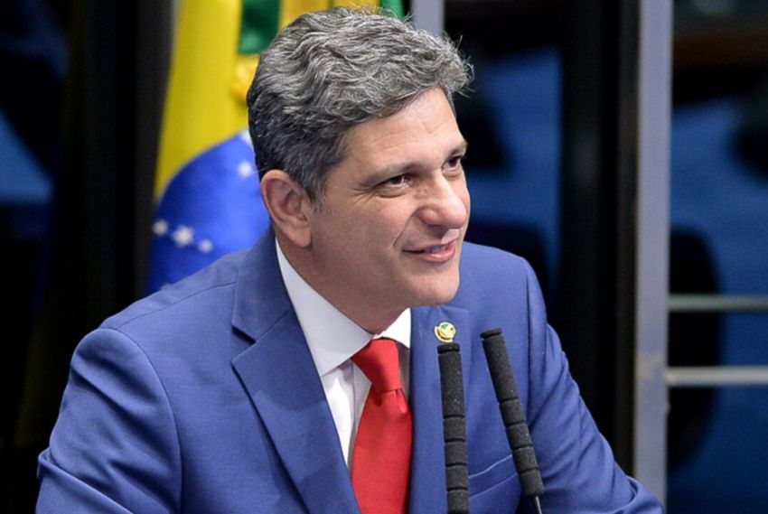 Disputa no comando do PT/SE tem senador Rogério Carvalho