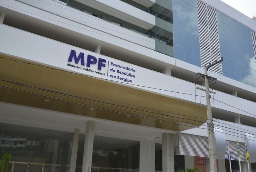 MPF negocia para que SES e FHS substituam contratados por concursados