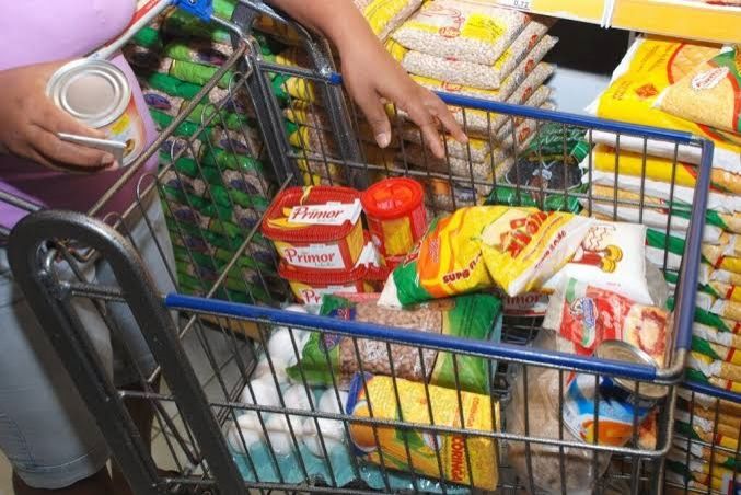 Custo da cesta básica em Aracaju ficou em R$ 579,54