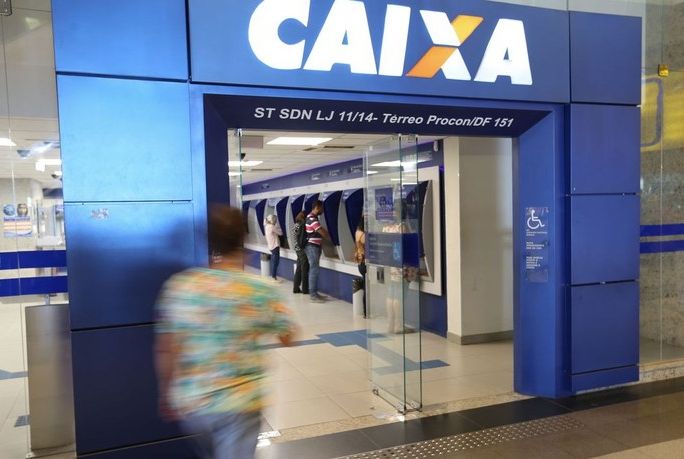 Caixa libera abono salarial para nascidos em julho e agosto