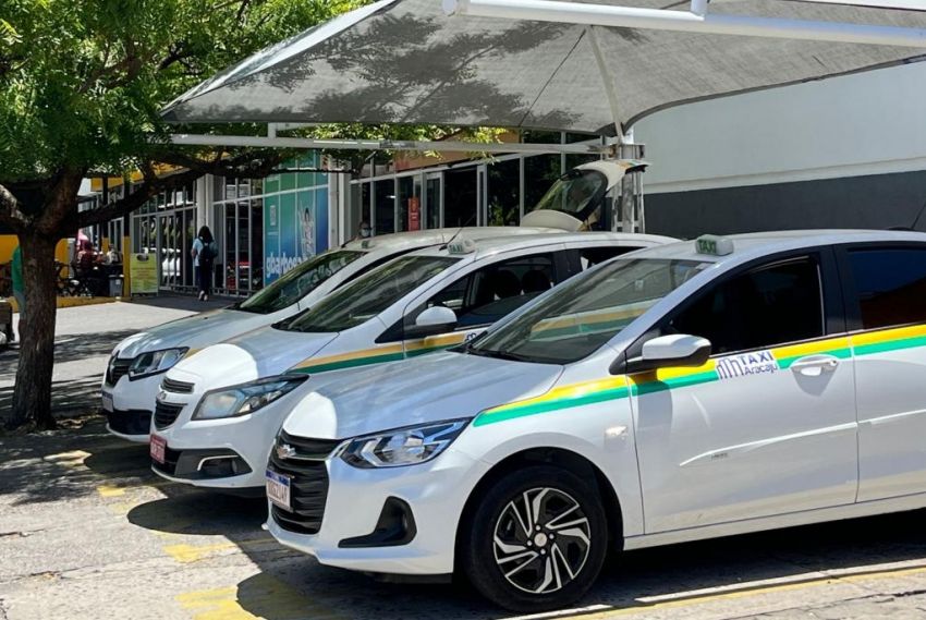 Prazo para regularização de alvarás de taxistas é prorrogado