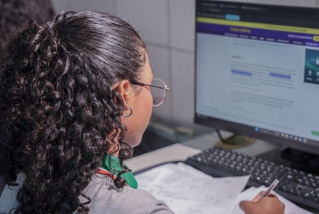 Mais de 2 mil escolas públicas vão receber internet de alta velocidade