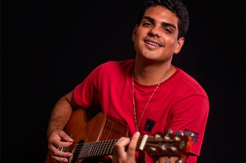 Edu Borges celebra o ‘Dia do Rock’ com show especial em São Cristóvão