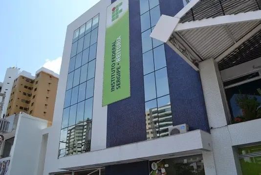 IFS abre 30 mil vagas para cursos gratuitos de inglês e espanhol