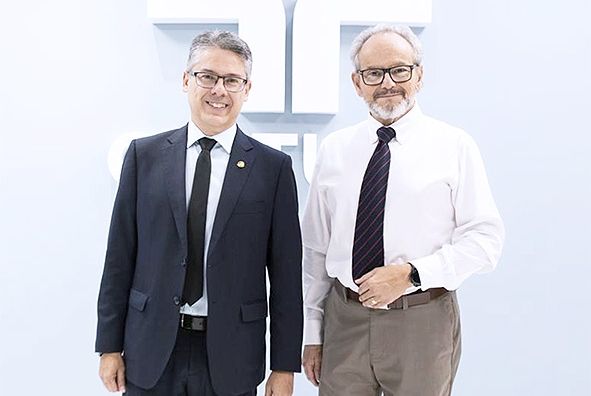 lessandro Vieira foi o entrevistado do Roda Viva