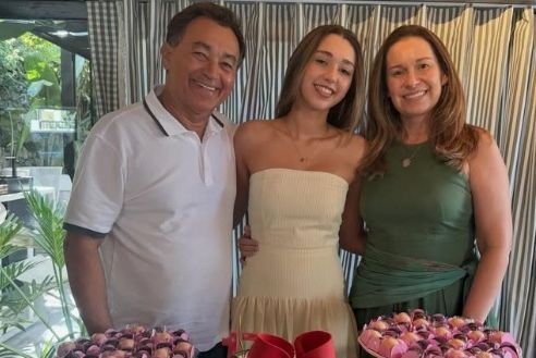 Maria Helena celebra aniversário com almoço especial em família