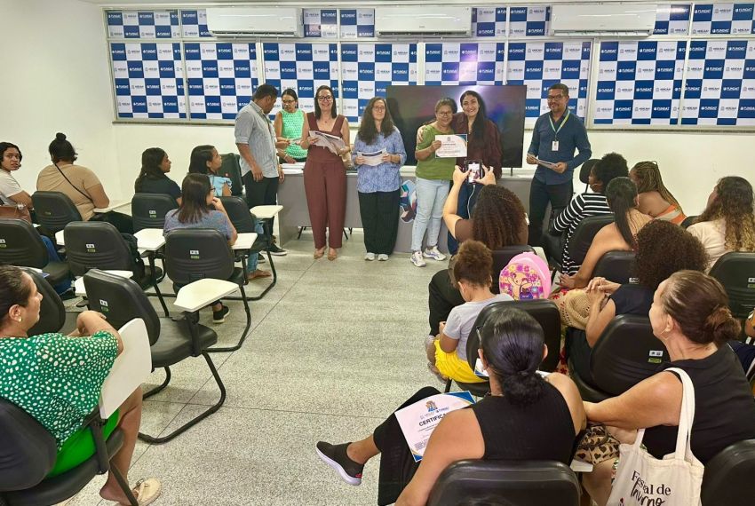 Prefeitura promove nove cursos e oficinas em cinco bairros de Aracaju